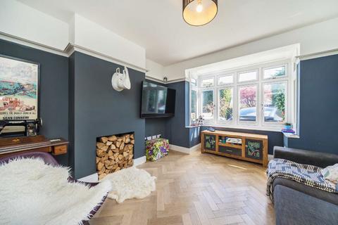 undefined, Summer Avenue, East Molesey KT8