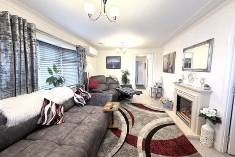 undefined, Upper Boat, Pontypridd CF37