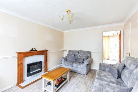 3 bedroom terraced house for sale, Sheffield Court, Raunds, Wellingborough