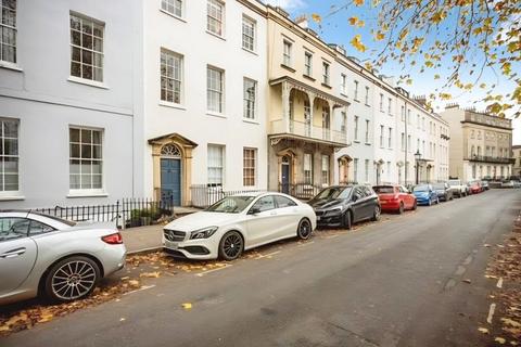 2 bedroom flat to rent, York Place, Bristol BS8
