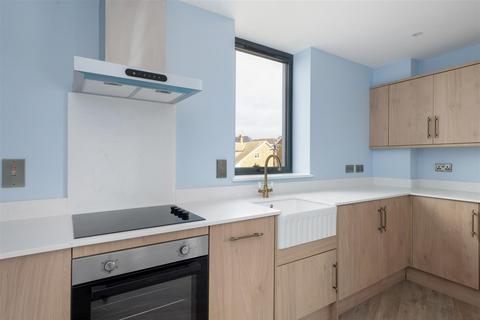 2 bedroom apartment for sale, Beach Walk, Whitstable