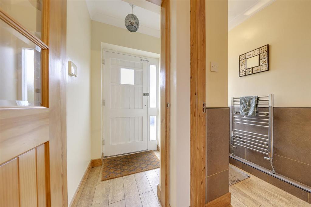 Porch / WC