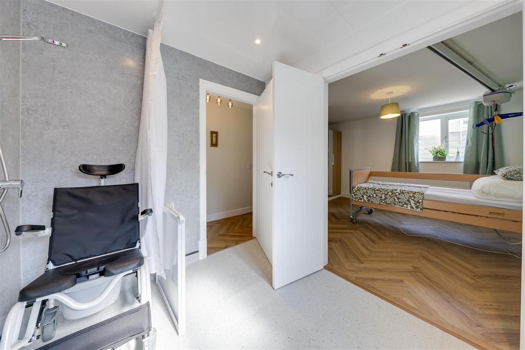 Wet Room Alt 2