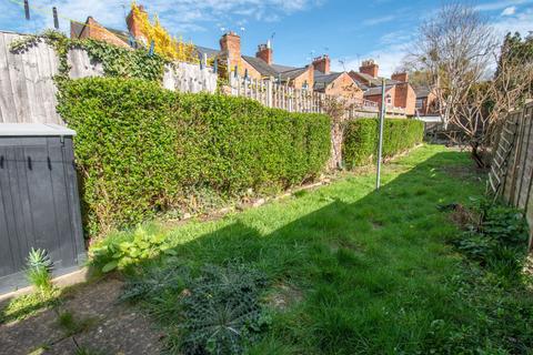 2 bedroom terraced house for sale, Lorrimer Road, Leicester