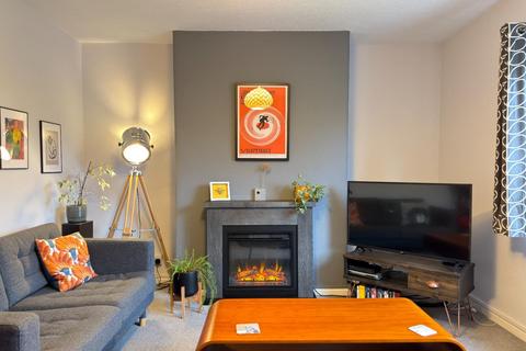2 bedroom flat for sale, Woodlawn Court, Whalley Range