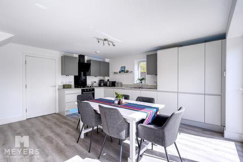 3 bedroom detached house for sale, Christchurch BH23