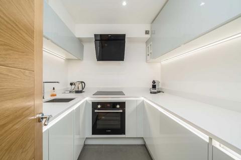 2 bedroom flat for sale, South Block, London SE1