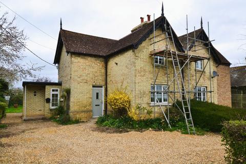 undefined, Eyeworth, Bedfordshire