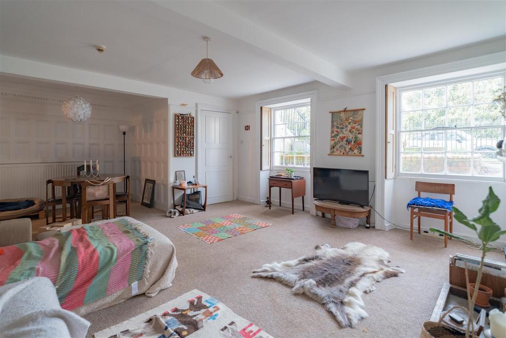 Flat 1