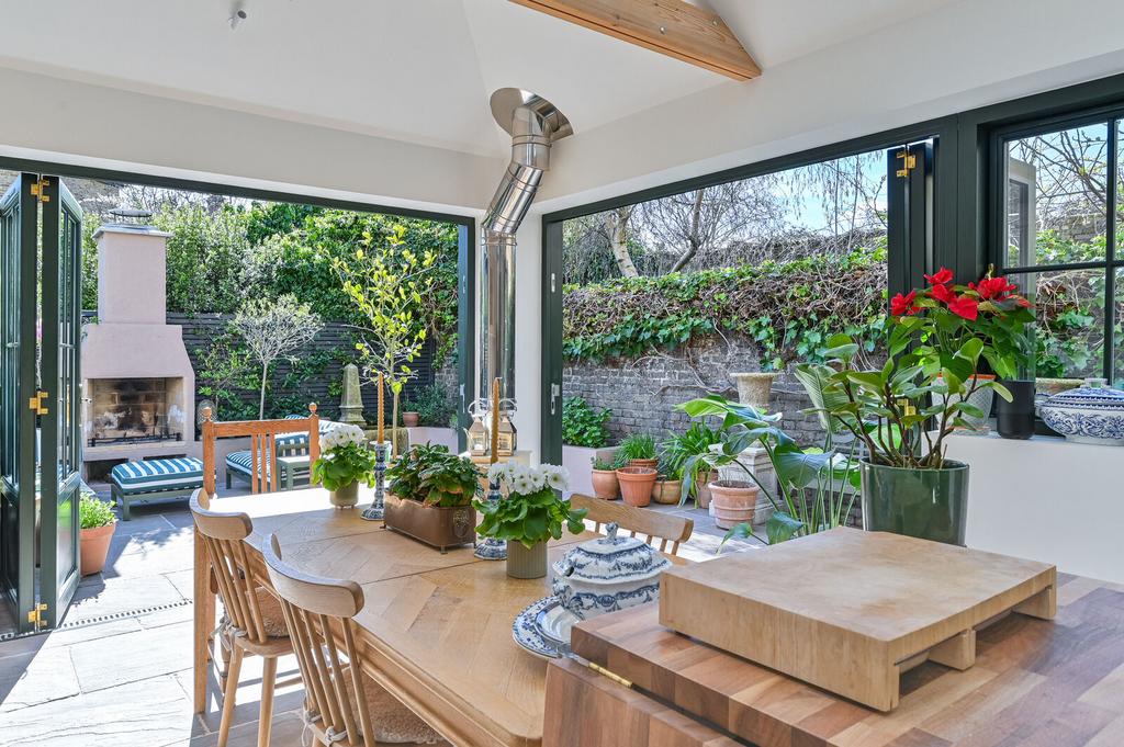 House in London - More