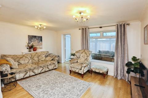 3 bedroom terraced house for sale, Vian Close, Gosport