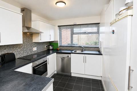 3 bedroom terraced house for sale, Vian Close, Gosport