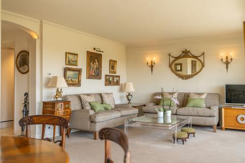 2 bedroom apartment for sale, Prince Albert Road, St John's Wood, London, NW8