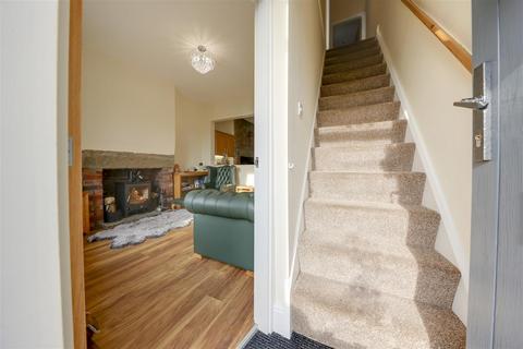 2 bedroom terraced house for sale, Edgeside Lane, Waterfoot, Rossendale