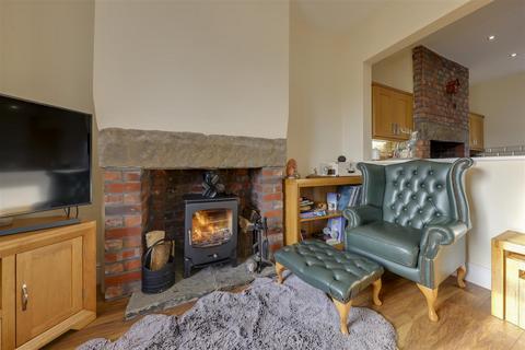 2 bedroom terraced house for sale, Edgeside Lane, Waterfoot, Rossendale