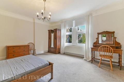 undefined, Montpelier Avenue, Ealing