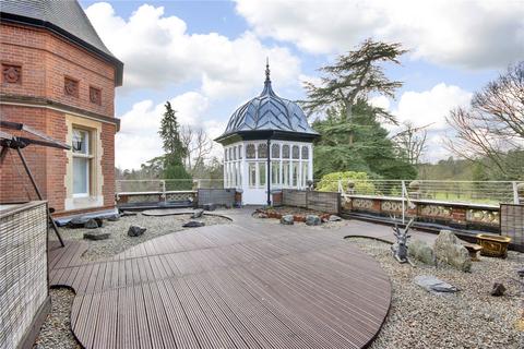 2 bedroom apartment for sale, North Frith Park, Hadlow, Tonbridge, Kent, TN11