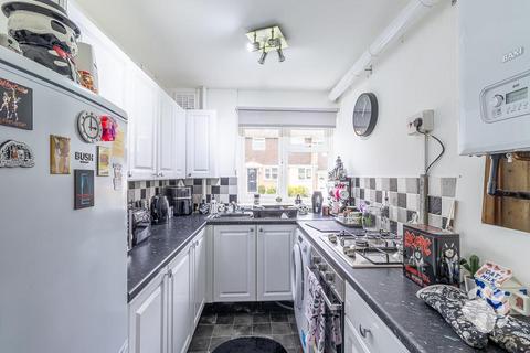 1 bedroom maisonette for sale, Cross Green, Basildon SS16