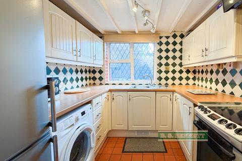 undefined, Wraysbury, Berkshire