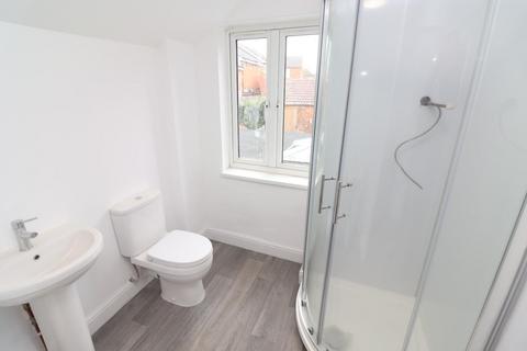 undefined, High Street, Rushden NN10