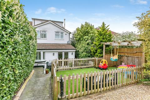undefined, Memorial Road, Hanham, Bristol
