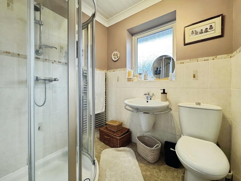Family Shower Room