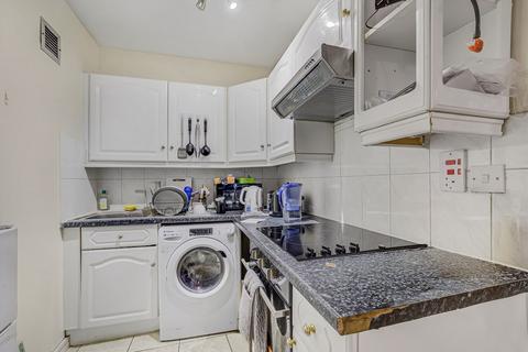 undefined, Cromwell Road, London SW5