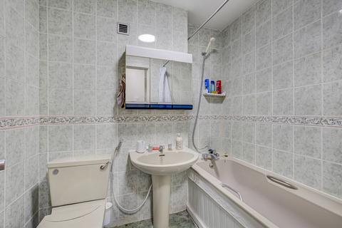 undefined, Cromwell Road, London SW5