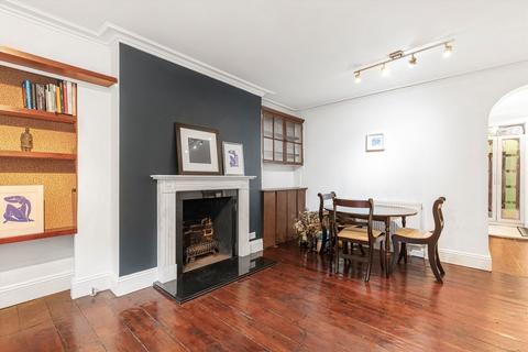 undefined, Woodlands Road, Isleworth TW7