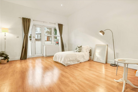 undefined, Park Road, Southgate, London, N14