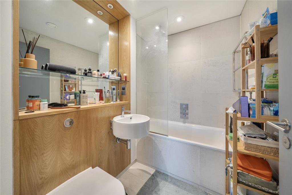 Ensuite