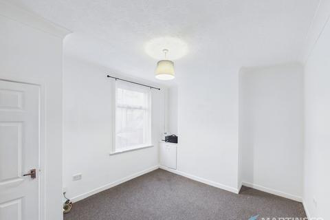 undefined, Cross Street, Fleetwood FY7