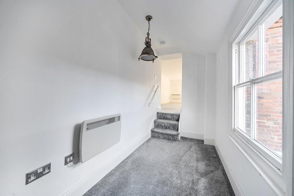 1433056-4-69bab5e34796d