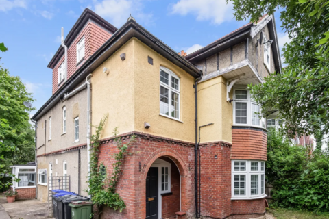 undefined, Egmont Road, Sutton, SM2