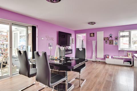 undefined, Woodview Road, Great Dunmow