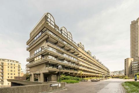 2 bedroom flat to rent, Barbican, London EC2Y