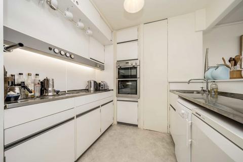 2 bedroom flat to rent, Barbican, London EC2Y