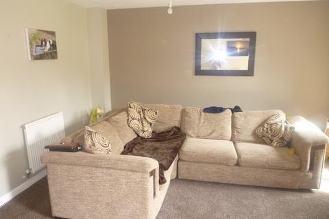 3 bedroom semi-detached house to rent, Flannagan Way, Coalville LE67