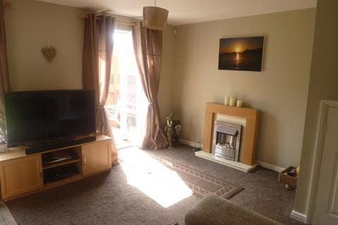 3 bedroom semi-detached house to rent, Flannagan Way, Coalville LE67