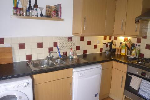 3 bedroom semi-detached house to rent, Flannagan Way, Coalville LE67
