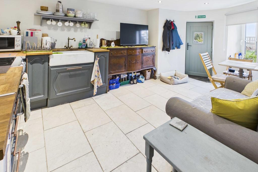 Annexe Living/Dining/Kitchen