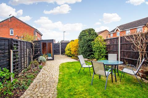 2 bedroom semi-detached house for sale, Betony Walk, Rushden NN10