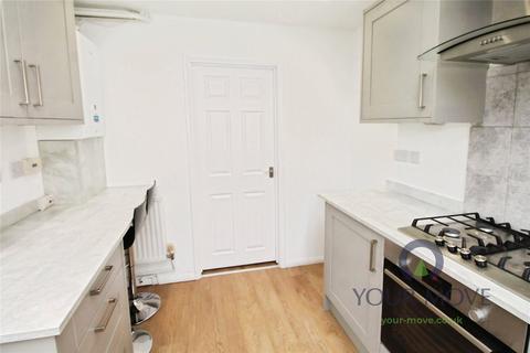 4 bedroom detached house to rent, Huntsmans Way, Bedford MK44