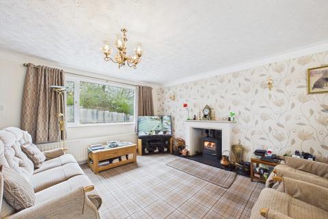 3 bedroom detached house for sale, 27 Sedbergh Drive, Kendal, Cumbria LA9 6BJ