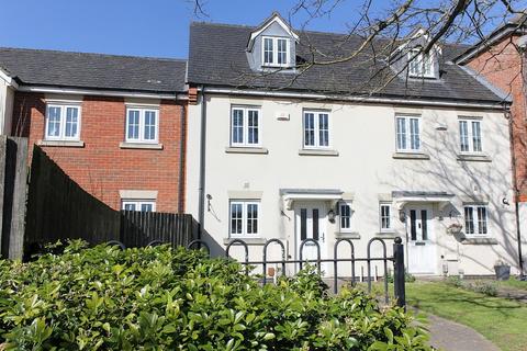 3 bedroom townhouse for sale, Leicester Road, Wigston, Leicester