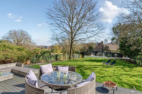 6 bedroom house for sale, Lyonsdown Avenue, New Barnet, EN5