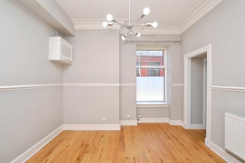 undefined, Taylor Place, Abbeyhill, Edinburgh, EH7