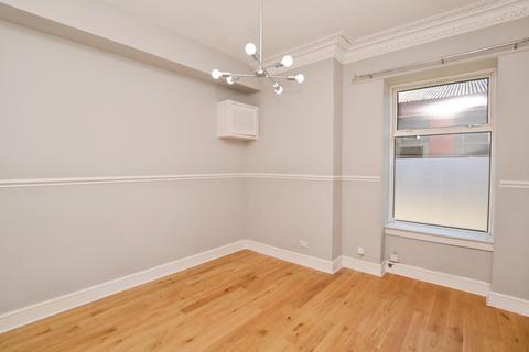 undefined, Taylor Place, Abbeyhill, Edinburgh, EH7