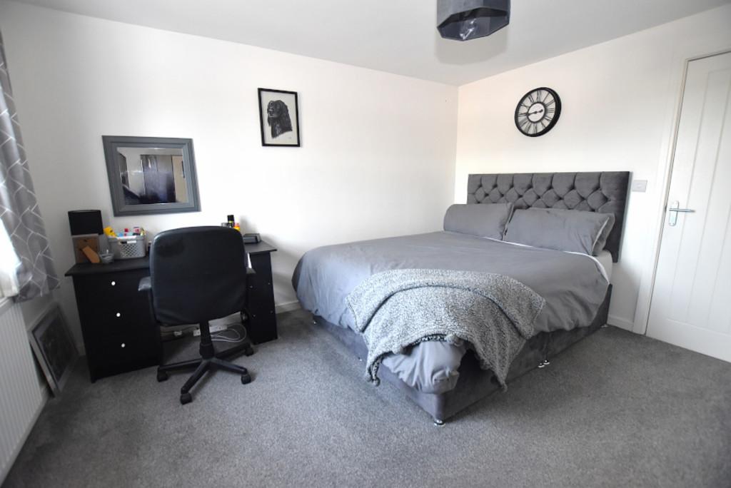 Bedroom 1a