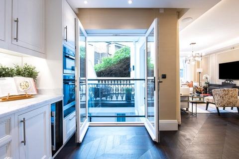 3 bedroom duplex to rent, Prince of Wales Terrace, London, W8
